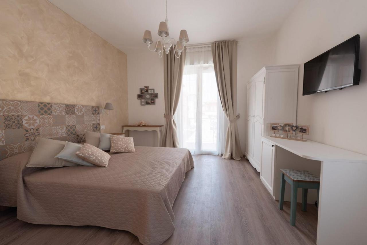 Dimora Dei Sogni Bed & Breakfast Civitanova Marche Exterior photo