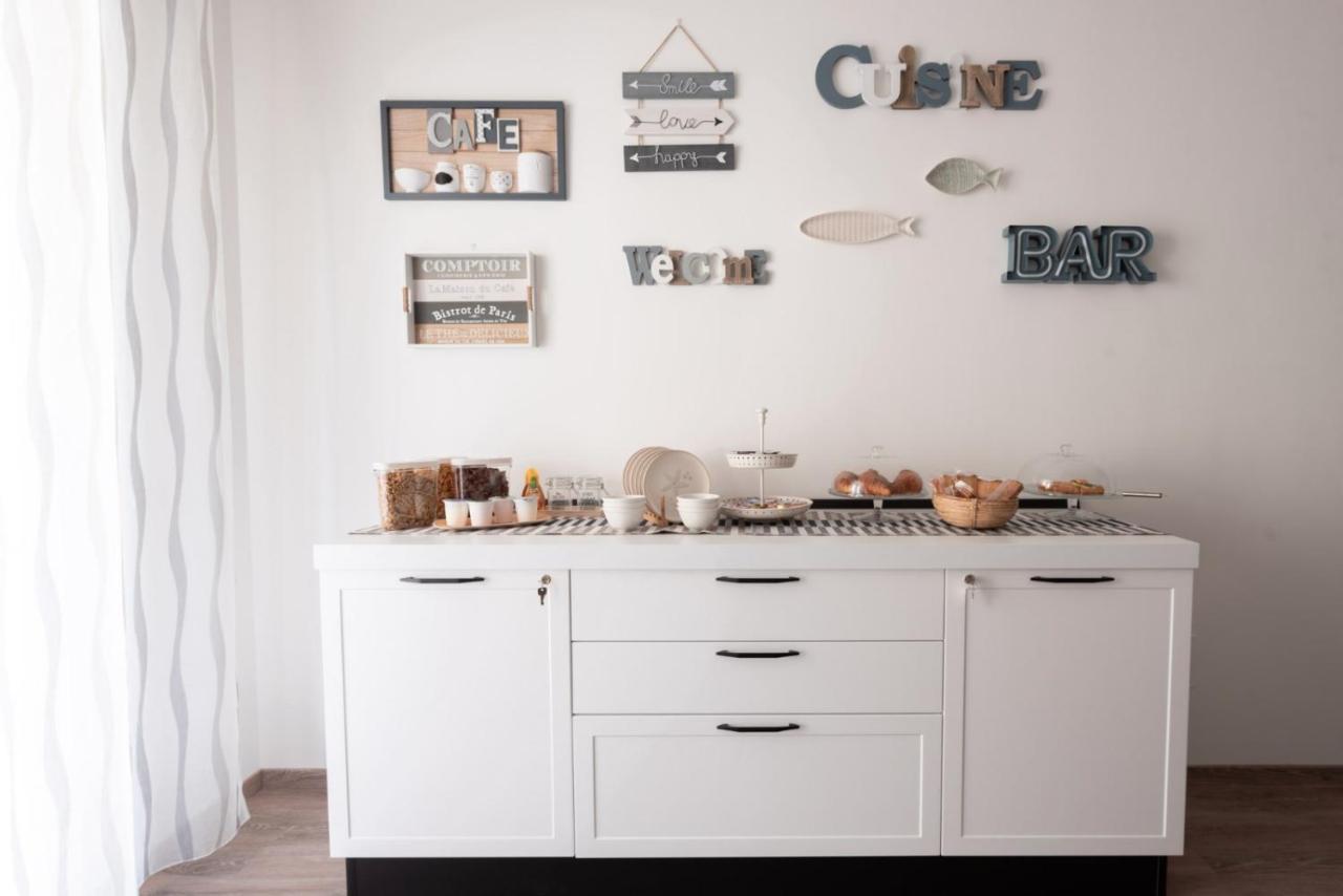 Dimora Dei Sogni Bed & Breakfast Civitanova Marche Exterior photo
